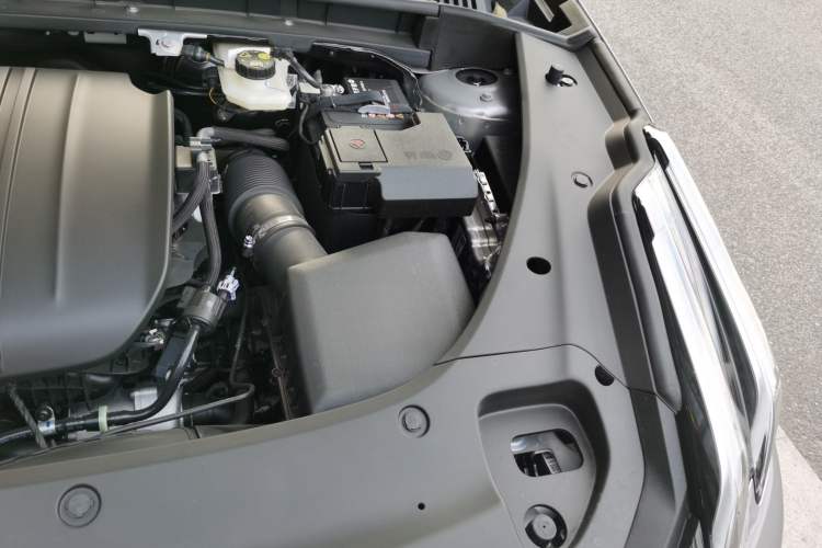 Used Lynk & Co 03 2026 Model 2.0TD Automatic Ultra Engine Bay Left