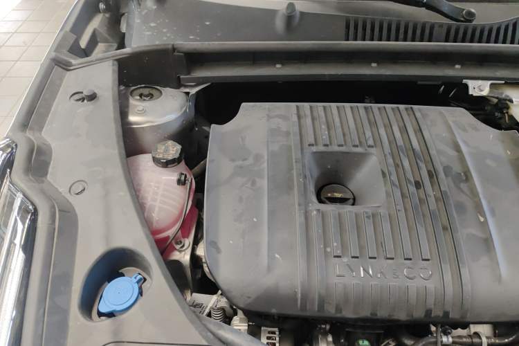 Used Lynk & Co 03 2026 Model 2.0TD Automatic Ultra Engine Bay Right