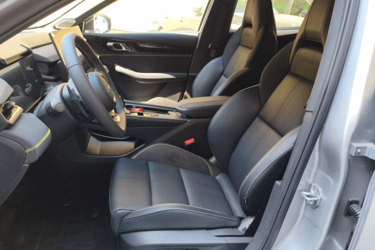 Used Lynk & Co 03 2026 Model 2.0TD Automatic Ultra Left Front Seat