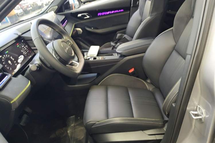 Used Lynk & Co 03 2026 Model 1.5TD DCT Halo Left Front Seat
