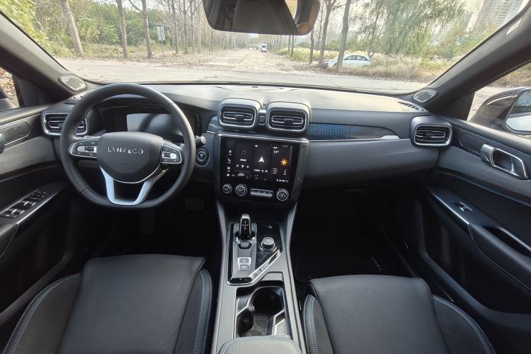 Used Lynk & Co 03 New Energy 2019 1.5T PHEV Pro Interior 1