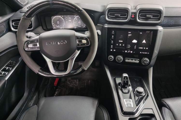 Used Lynk & Co 03 New Energy 2019 1.5T PHEV Pro Audio And AC Panel