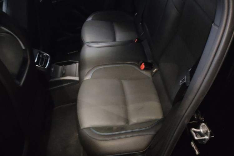 Used Lynk & Co 03 New Energy 2019 1.5T PHEV Pro Interior 4
