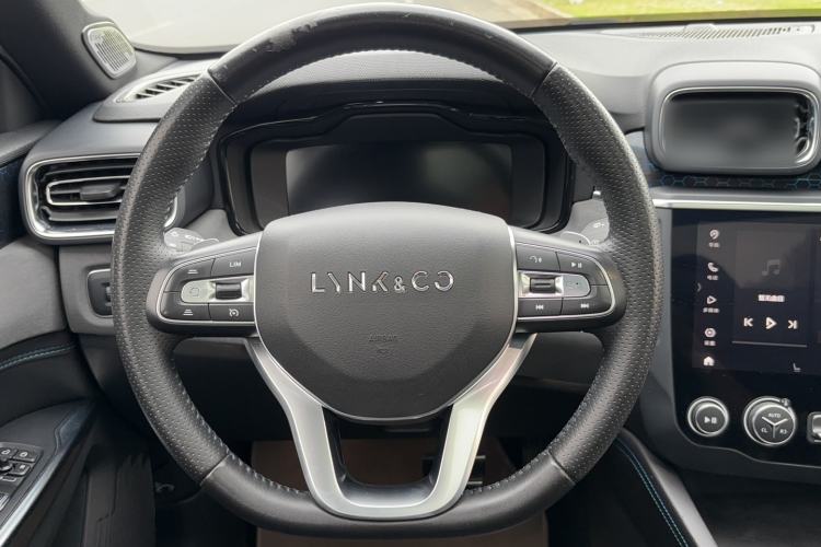 Used Lynk & Co 03 New Energy 2019 1.5T PHEV Pro Interior 5