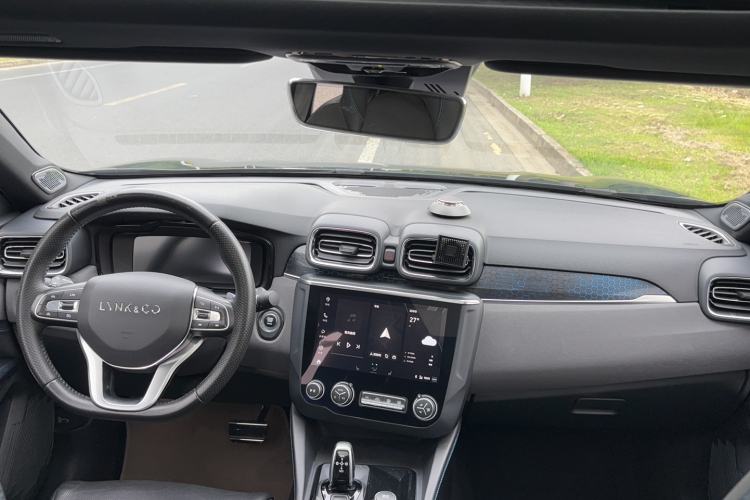 Used Lynk & Co 03 New Energy 2019 1.5T PHEV Pro Interior 8