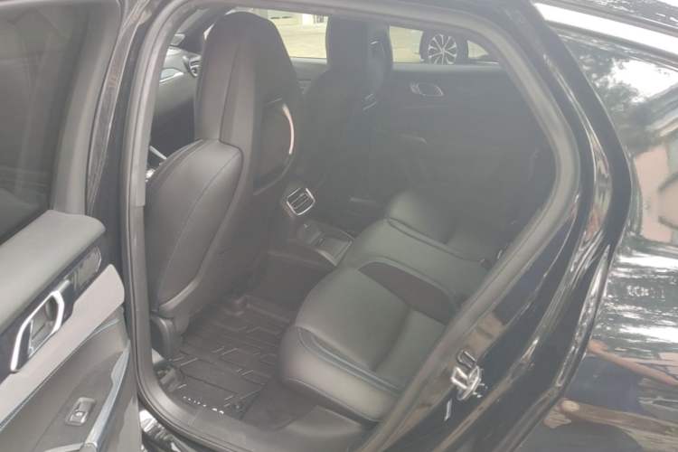 Used Lynk & Co 03 New Energy 2019 1.5T PHEV Pro Left Rear Seat