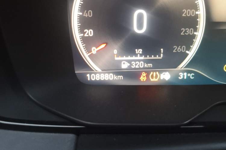 Used Lynk & Co 03 New Energy 2019 1.5T PHEV Pro Odometer Close Up