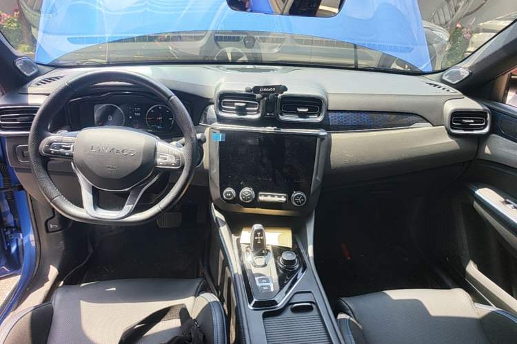 Used Lynk & Co 03 New Energy 2019 1.5T PHEV Pro Center Console
