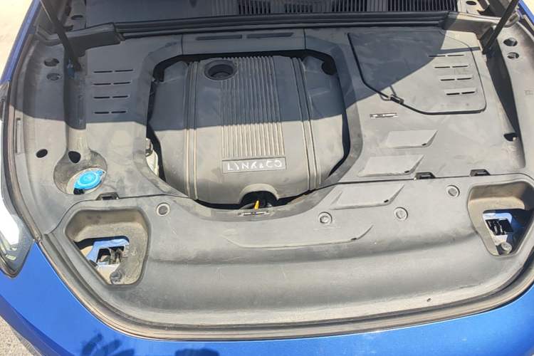 Used Lynk & Co 03 New Energy 2019 1.5T PHEV Pro Engine Bay