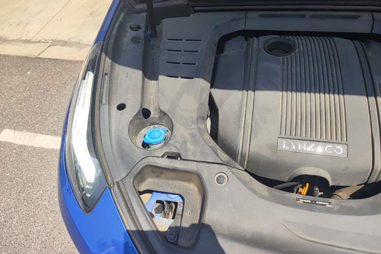 Used Lynk & Co 03 New Energy 2019 1.5T PHEV Pro Engine Bay Right
