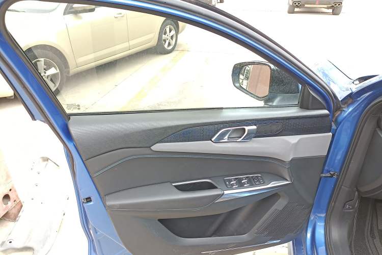 Used Lynk & Co 03 New Energy 2019 1.5T PHEV Interior 7