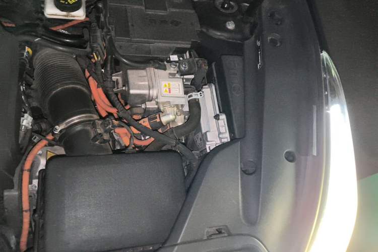Used Lynk & Co 03 New Energy 2019 1.5T PHEV Engine Bay Left