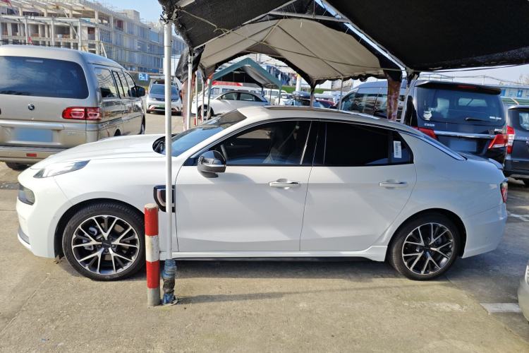Used Lynk & Co 03 New Energy 2019 1.5T PHEV Pro Exterior 3