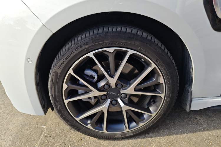 Used Lynk & Co 03 New Energy 2019 1.5T PHEV Pro Exterior 7