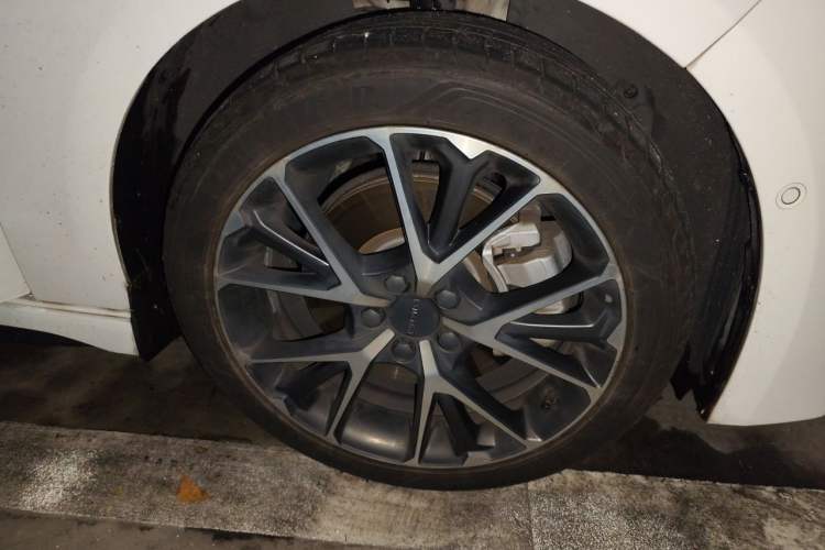 Used Lynk & Co 03 New Energy 2019 1.5T PHEV Pro Right Front Wheel Hub
