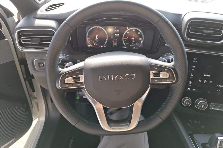 Used Lynk & Co 03 New Energy 2019 1.5T PHEV Pro Steering Wheel