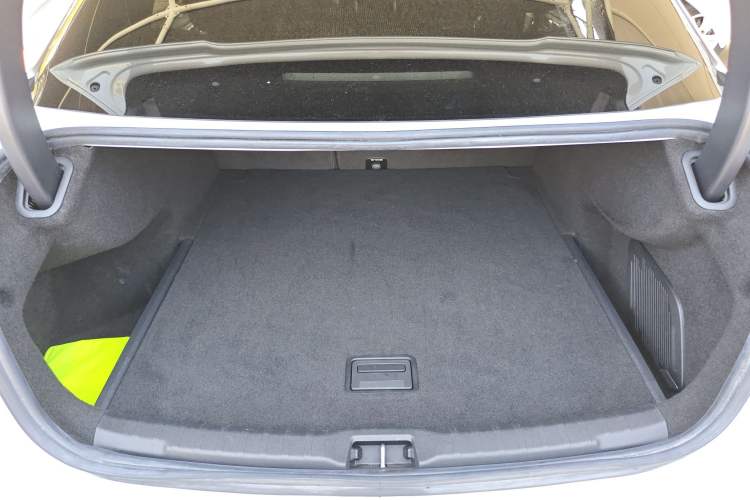 Used Lynk & Co 03 New Energy 2019 1.5T PHEV Pro Trunk