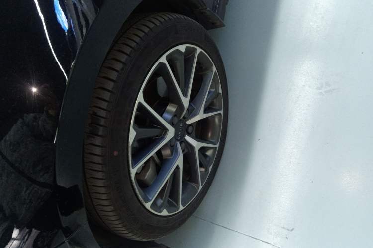 Used Lynk & Co 03 New Energy 2020 1.5T PHEV Pro Left Front Wheel Hub