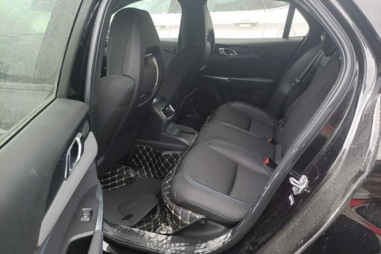 Used Lynk & Co 03 New Energy 2021 1.5T PHEV Left Rear Seat