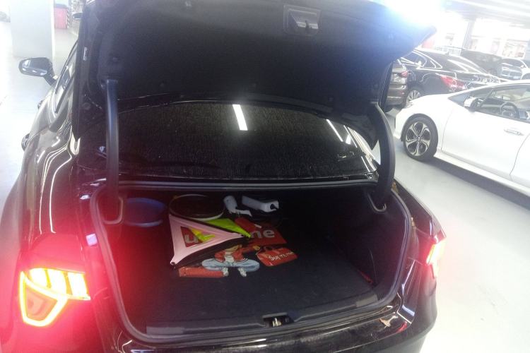 Used Lynk & Co 03 New Energy 2021 1.5T PHEV Pro Trunk