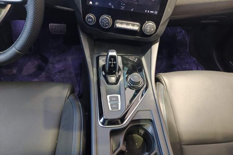 Used Lynk & Co 03 New Energy 2021 1.5T PHEV Pro Gear Lever