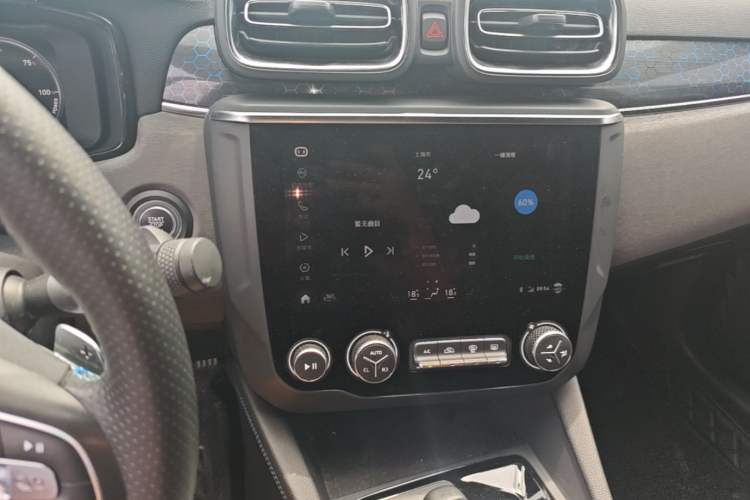Used Lynk & Co 03 New Energy 2021 1.5T PHEV Pro Audio And AC Panel