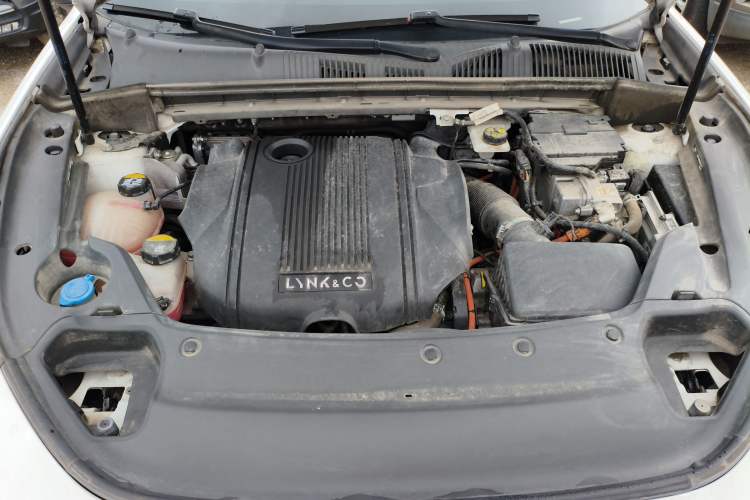 Used Lynk & Co 03 New Energy 2021 1.5T PHEV Pro Engine Bay