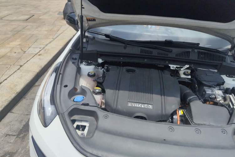 Used Lynk & Co 03 New Energy 2021 1.5T PHEV Pro Engine Bay Right