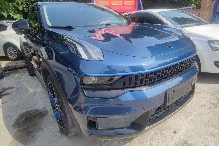 Used Lynk & Co 05 2020 2.0TD Two-Wheel Drive Shine Halo Exterior 1