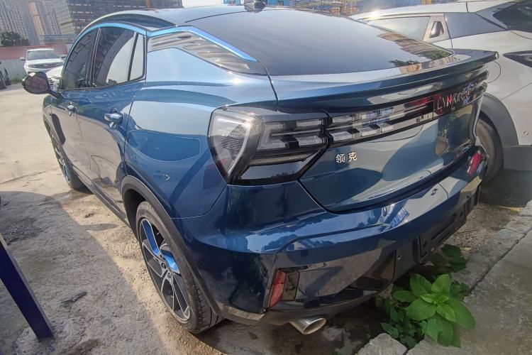 Used Lynk & Co 05 2020 2.0TD Two-Wheel Drive Shine Halo Exterior 2