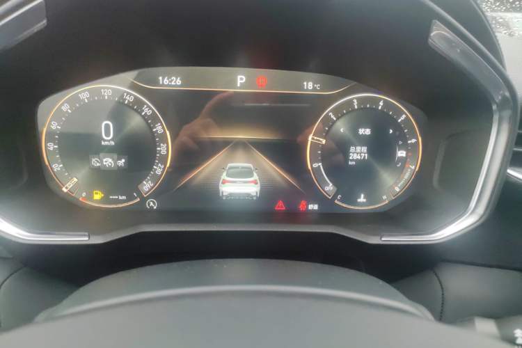 Used Lynk & Co 05 2020 2.0TD Two-Wheel Drive Shine Halo Odometer Close Up