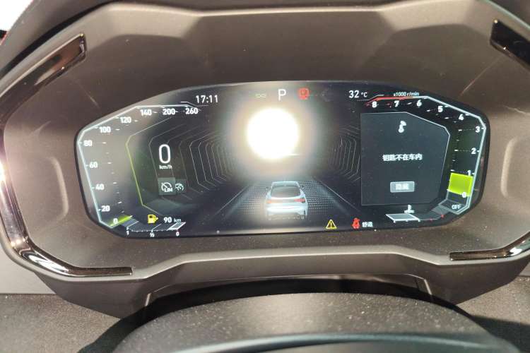 Used Lynk & Co 05 2022 2.0TD Four-Wheel Drive Dynamic Halo Instrument Cluster