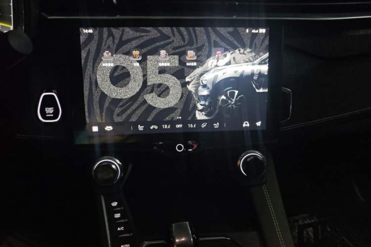 Used Lynk & Co 05 2020 2.0TD Two-Wheel Drive Shine Halo Audio And AC Panel