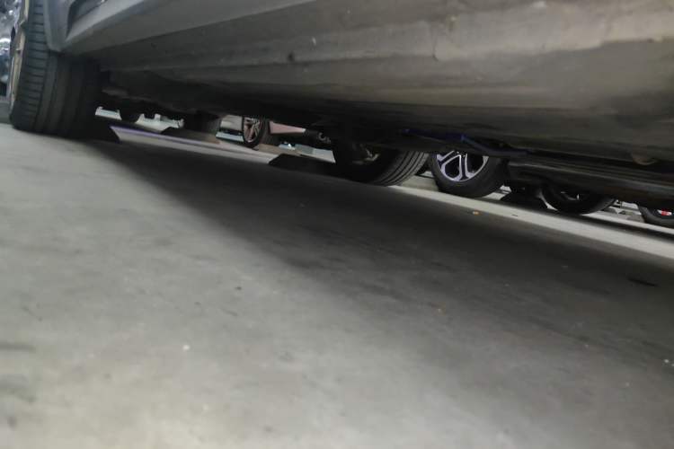 Used Lynk & Co 05 2020 2.0TD Four-Wheel Drive Limited-Edition Timed Release Chassis Front Right