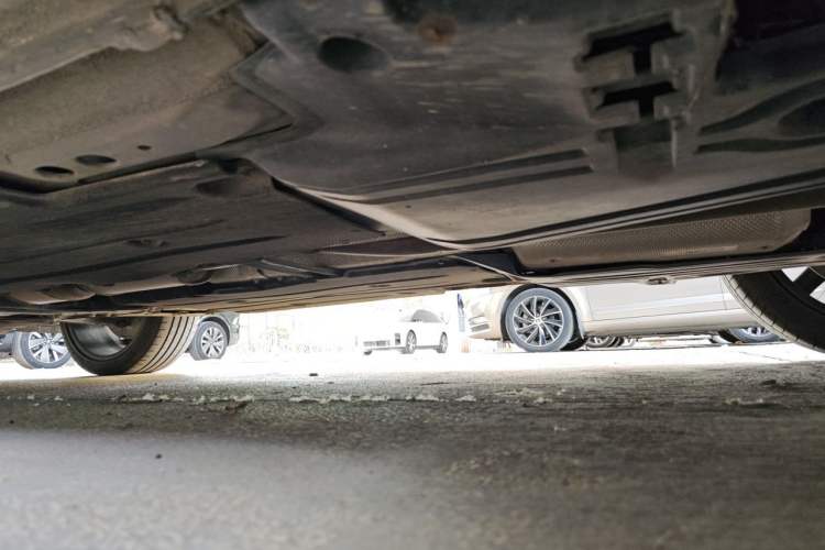 Used Lynk & Co 05 2020 2.0TD Two-Wheel Drive Shine Halo Chassis Rear Left