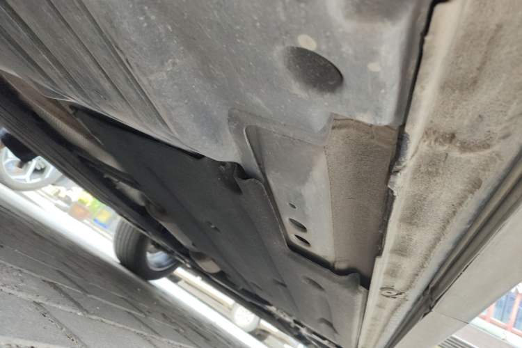 Used Lynk & Co 05 2020 2.0TD Two-Wheel Drive Zhaoyang Plus Chassis Rear Right
