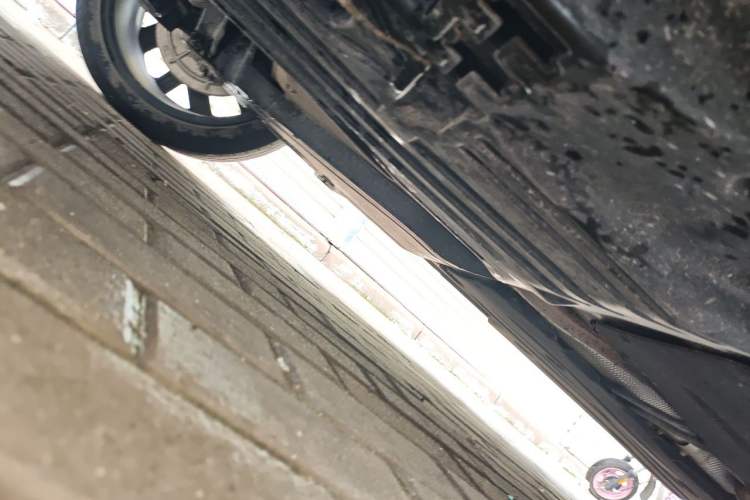 Used Lynk & Co 05 2020 2.0TD Two-Wheel Drive Shine Halo Chassis Rear Right