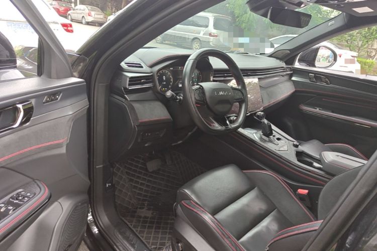 Used Lynk & Co 05 2020 2.0TD Four-Wheel Drive HypeHalo Driver Seat
