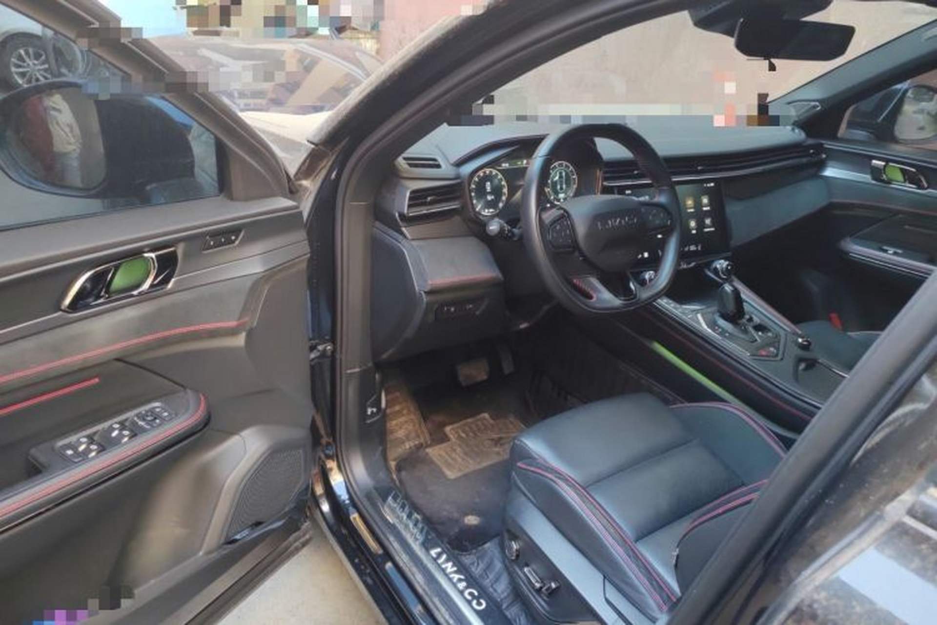 Used Lynk & Co 05 2020 2.0TD Four-Wheel Drive HypeHalo Driver Seat
