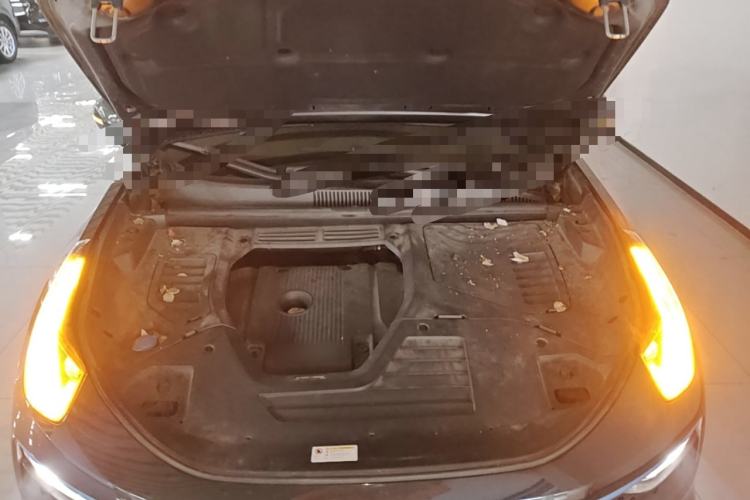 Used Lynk & Co 05 2020 2.0TD Two-Wheel Drive Shine Halo Engine Bay
