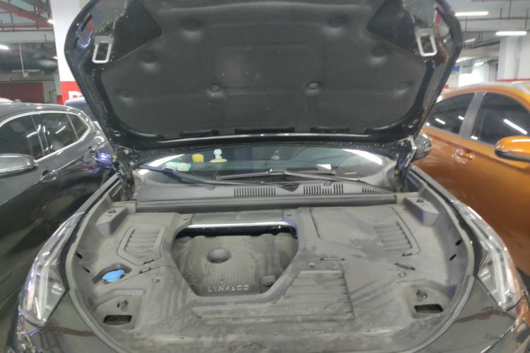 Used Lynk & Co 05 2020 2.0TD Four-Wheel Drive Limited-Edition Timed Release Engine Bay