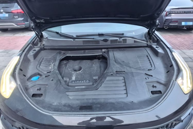 Used Lynk & Co 05 2020 2.0TD Four-Wheel Drive HypeHalo Engine Bay