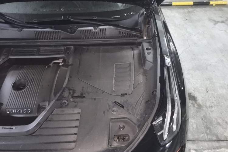 Used Lynk & Co 05 2020 2.0TD Four-Wheel Drive Limited-Edition Timed Release Engine Bay Left