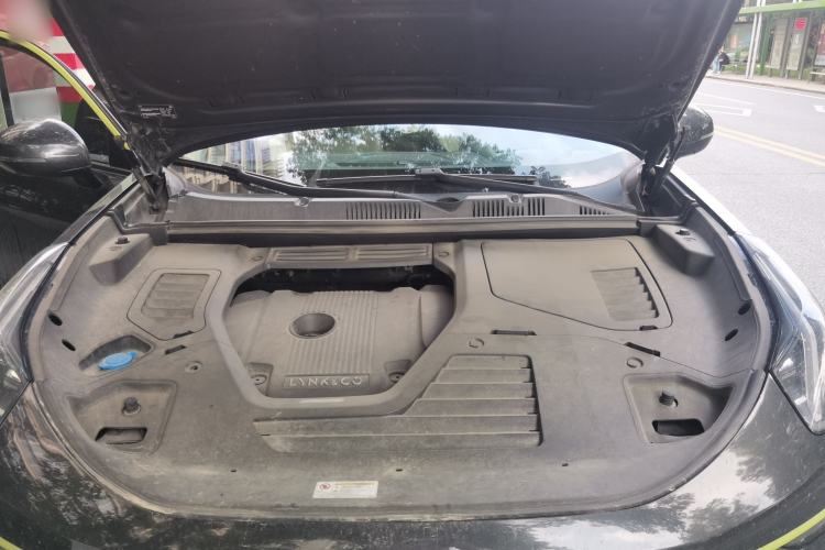 Used Lynk & Co 05 2020 2.0TD Two-Wheel Drive Shine Halo Engine Bay