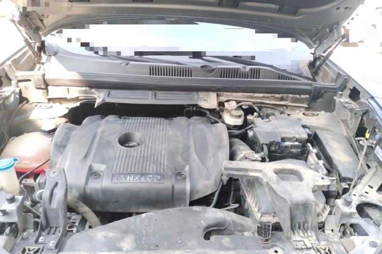Used Lynk & Co 05 2020 2.0TD Four-Wheel Drive HypeHalo Engine Bay