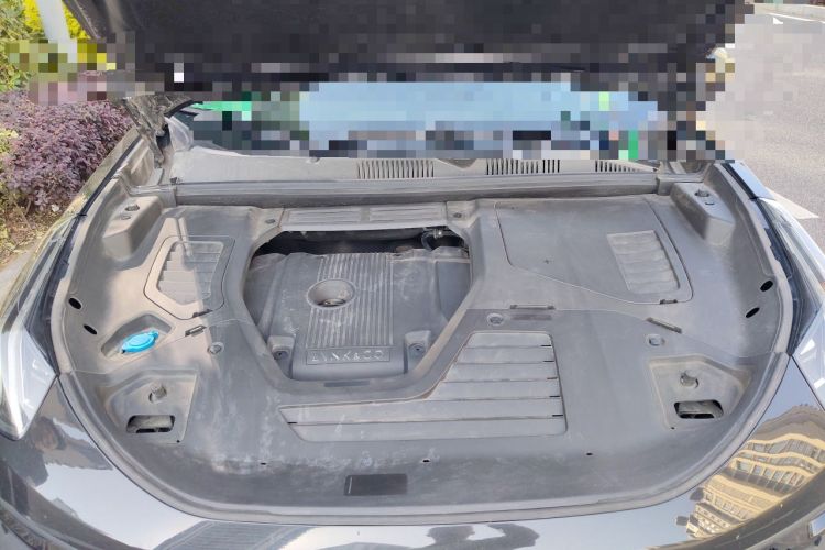 Used Lynk & Co 05 2020 2.0TD Four-Wheel Drive HypeHalo Engine Bay
