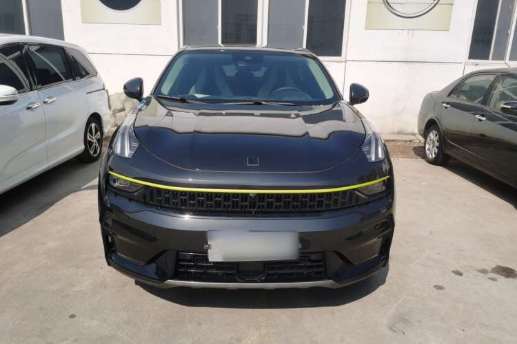 Used Lynk & Co 05 2020 2.0TD Two-Wheel Drive Shine Halo Exterior 1