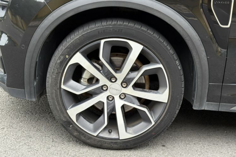 Used Lynk & Co 05 2020 2.0TD Four-Wheel Drive HypeHalo Exterior 1