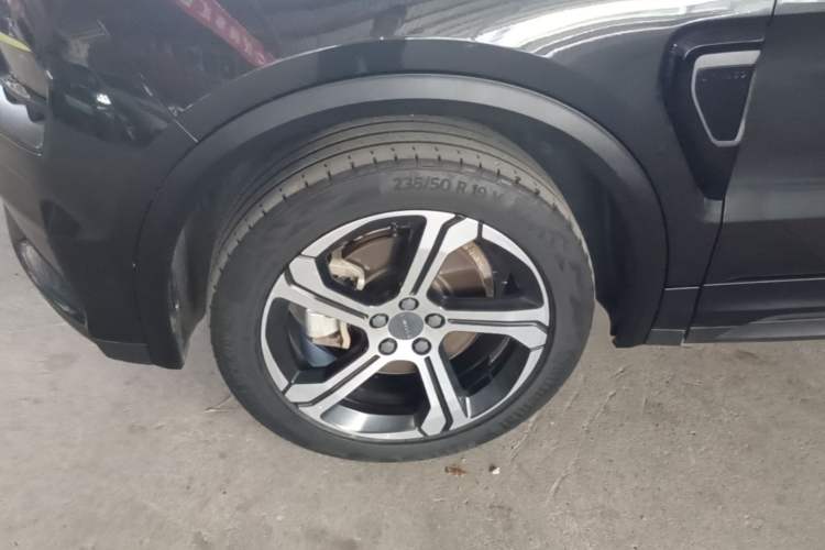Used Lynk & Co 05 2020 2.0TD Two-Wheel Drive Zhaoyang Plus Exterior 4