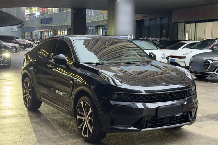 Used Lynk & Co 05 2020 2.0TD Four-Wheel Drive HypeHalo Exterior 5